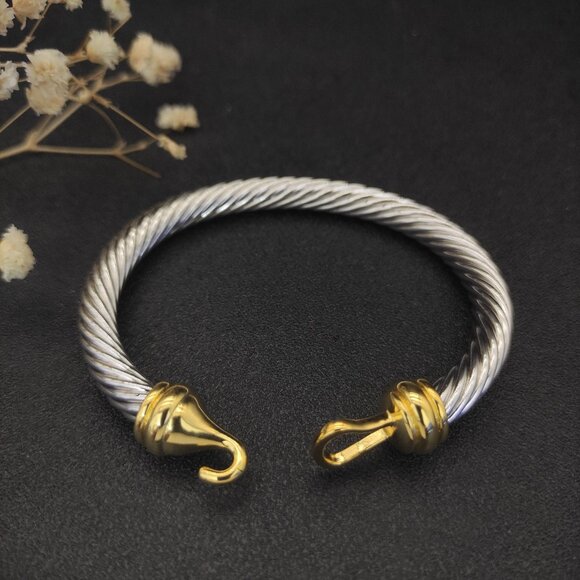 David Yurman Two-Tone Cable Hook Bracelet - Picture 4 of 9
